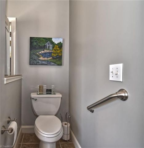 1008 Keswick Lane, Clemmons, NC 27012