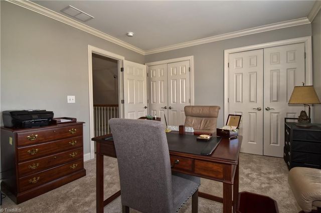 1008 Keswick Lane, Clemmons, NC 27012