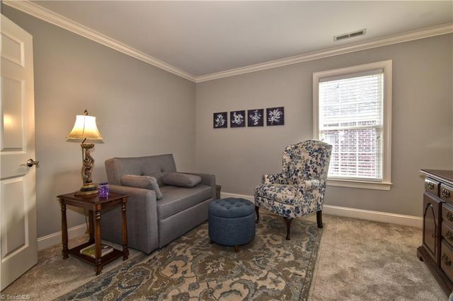1008 Keswick Lane, Clemmons, NC 27012