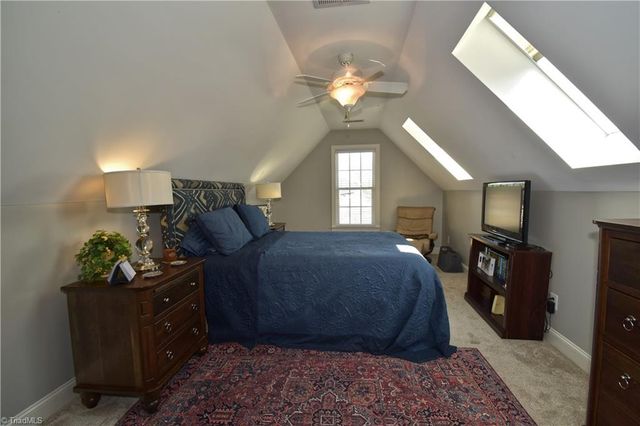 1008 Keswick Lane, Clemmons, NC 27012