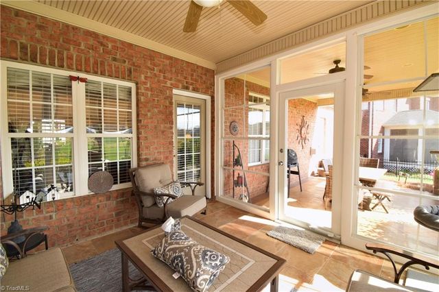 1008 Keswick Lane, Clemmons, NC 27012