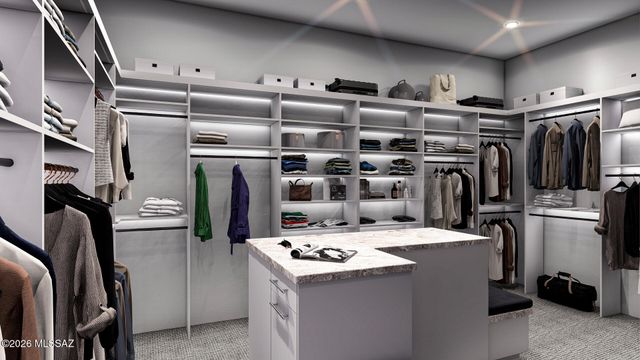 656 W Granite Gorge Drive, Oro Valley, AZ 85755