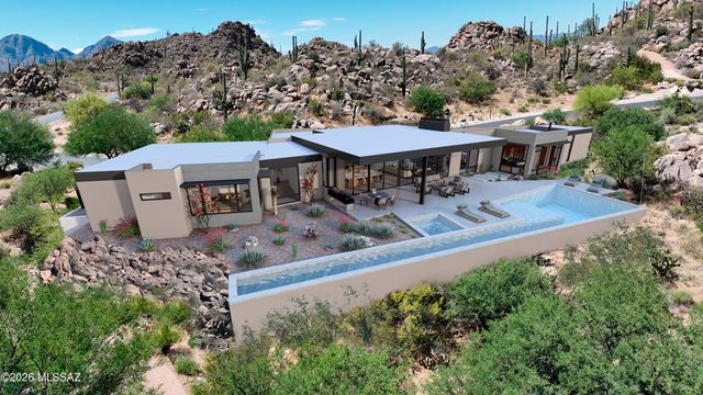 656 W Granite Gorge Drive, Oro Valley, AZ 85755