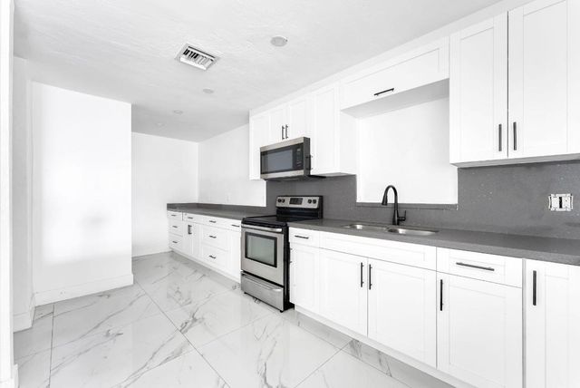 10213 SW 51st Street Street, Cooper City, FL 33328