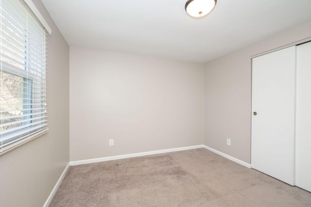 17 Valleyview Circle, Alexandria, KY 41001