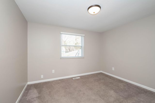 17 Valleyview Circle, Alexandria, KY 41001