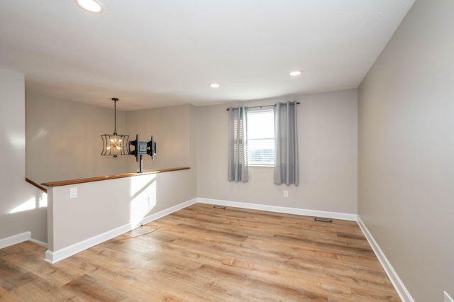 17 Valleyview Circle, Alexandria, KY 41001