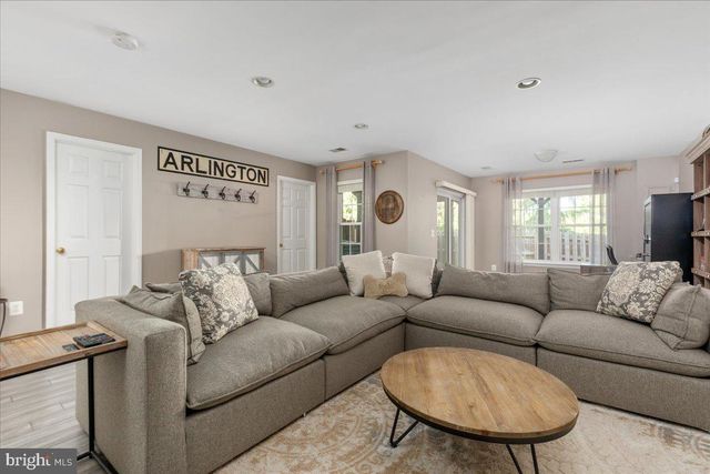 20839 MIRANDA FALLS SQ, Sterling, VA 20165