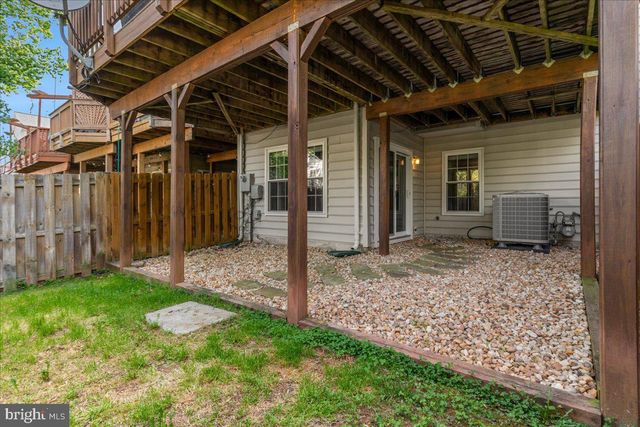 20839 MIRANDA FALLS SQ, Sterling, VA 20165