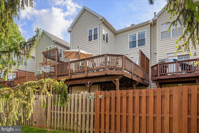 20839 MIRANDA FALLS SQ, Sterling, VA 20165