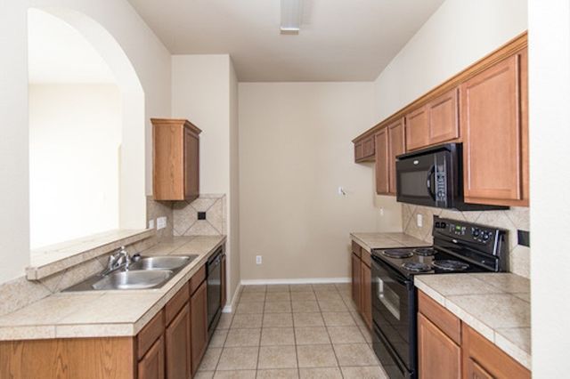 1407 Piedmont Drive, Mansfield, TX 76063