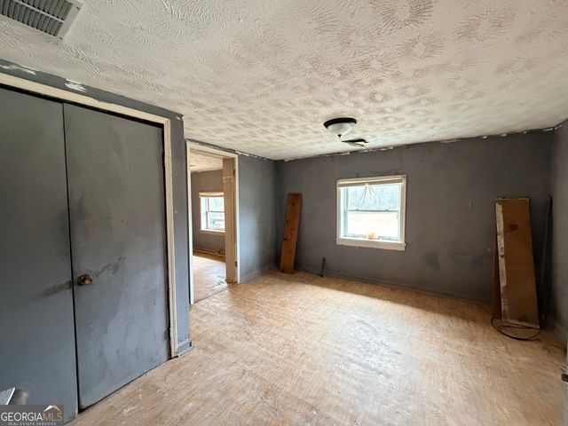 1966 NW LAKE ROCKAWAY Road, Conyers, GA 30012