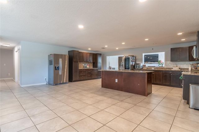 12705 PARK BOULEVARD, Seminole, FL 33776