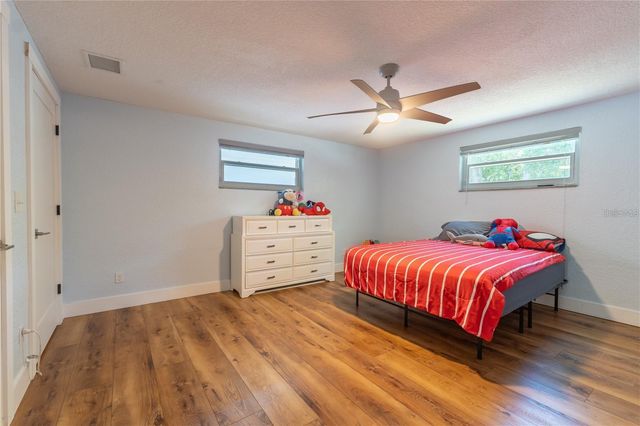 12705 PARK BOULEVARD, Seminole, FL 33776