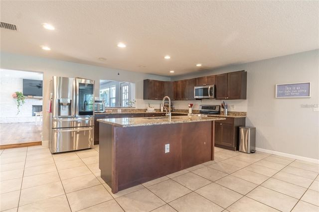 12705 PARK BOULEVARD, Seminole, FL 33776