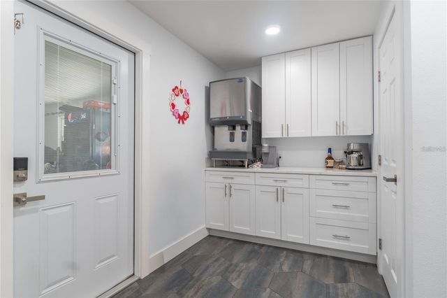 12705 PARK BOULEVARD, Seminole, FL 33776