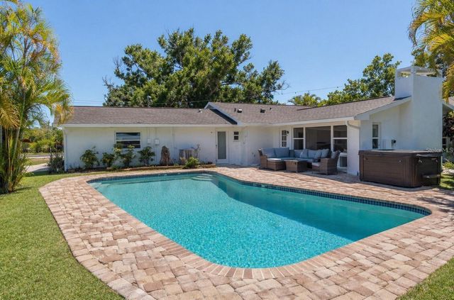 12705 PARK BOULEVARD, Seminole, FL 33776
