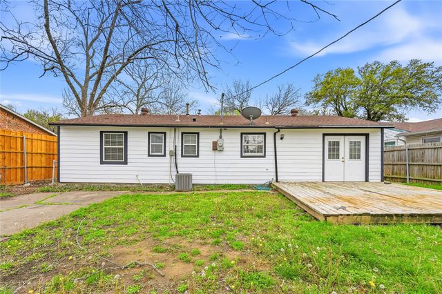 3111 Andrea Lane, Dallas, TX 75228