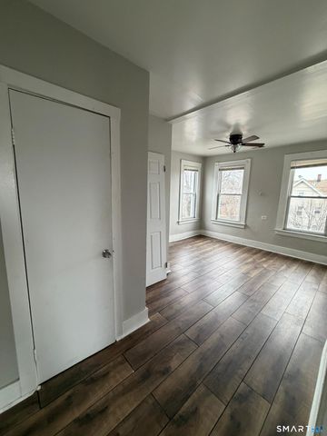 168 Lloyd Street, New Haven, CT 06511