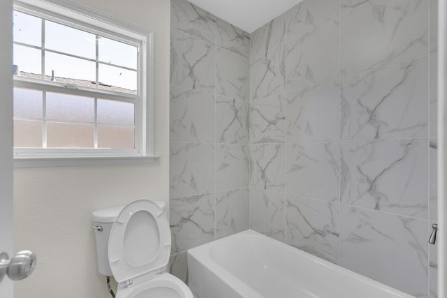 535 W Terrace Avenue, Fresno, CA 93705