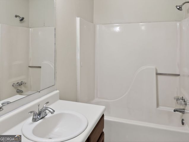 2034 Mallard Way, Lithonia, GA 30058