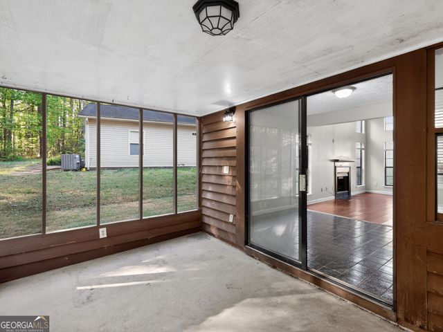 2034 Mallard Way, Lithonia, GA 30058