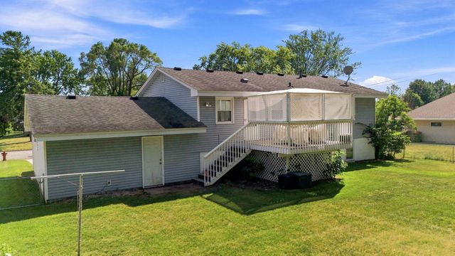 515 Westby Drive NE, Spring Lake Park, MN 55432