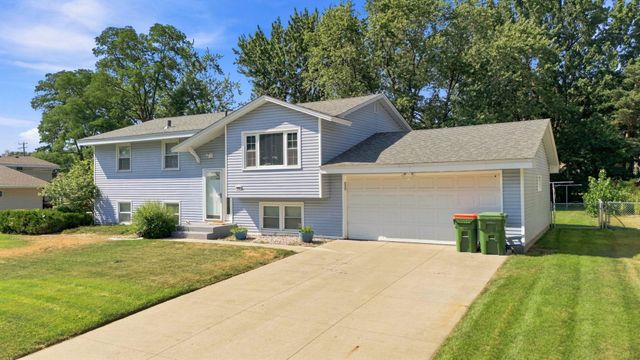 515 Westby Drive NE, Spring Lake Park, MN 55432