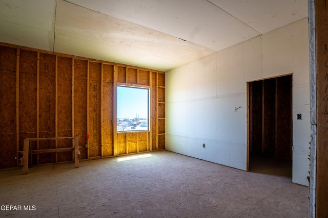 13529 VALLE SPAIN Way, San Elizario, TX 79849