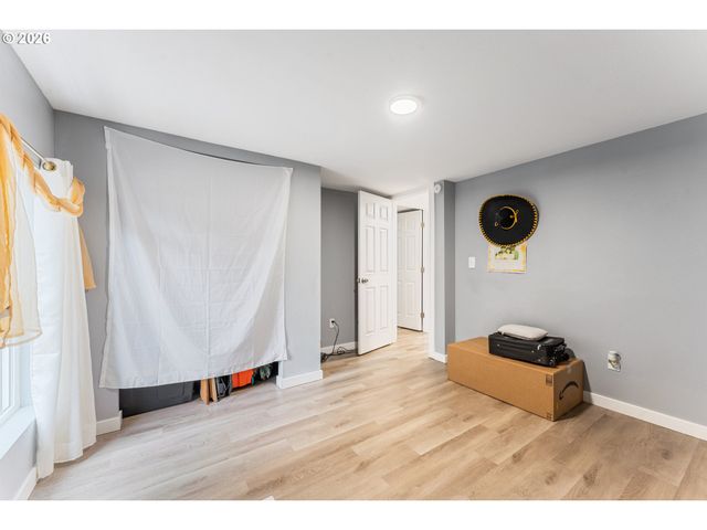 13115 Se FOSTER Rd 4, Portland, OR 97236