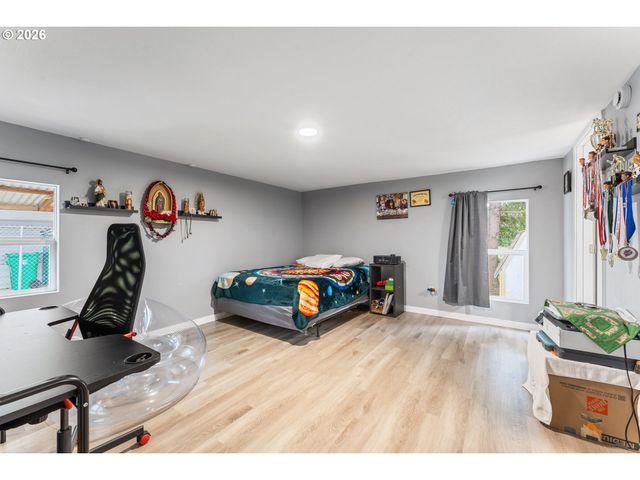 13115 Se FOSTER Rd 4, Portland, OR 97236