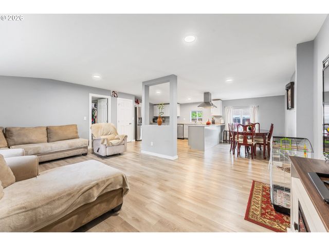 13115 Se FOSTER Rd 4, Portland, OR 97236