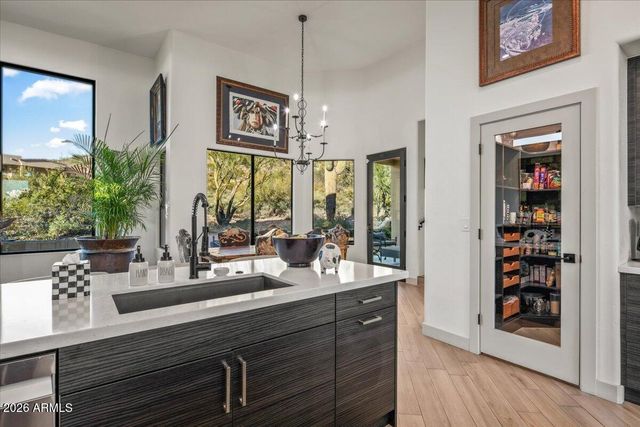 35007 N SUNSET Trail, Carefree, AZ 85377