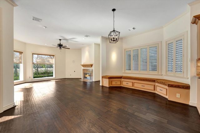 3706 Almond Creek Drive, Houston, TX 77059