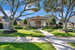 3706 Almond Creek Drive, Houston, TX 77059