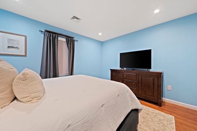 113 Bradford, Hanover, MA 02339