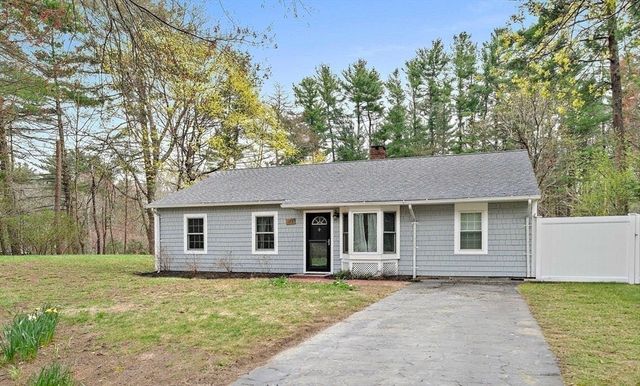 113 Bradford, Hanover, MA 02339