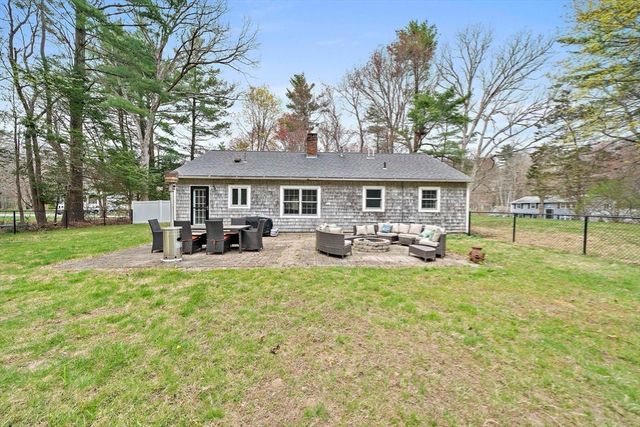 113 Bradford, Hanover, MA 02339