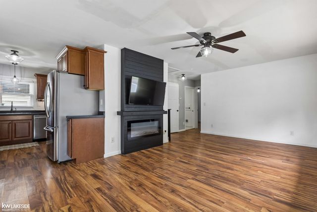 229 N Wilson Boulevard, Mt Clemens, MI 48043