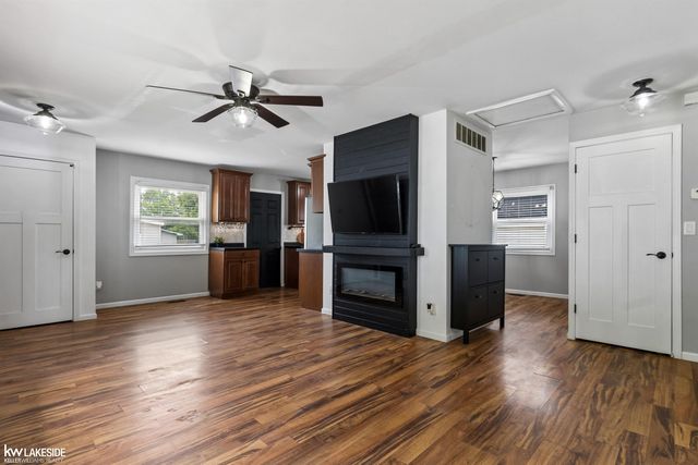 229 N Wilson Boulevard, Mt Clemens, MI 48043