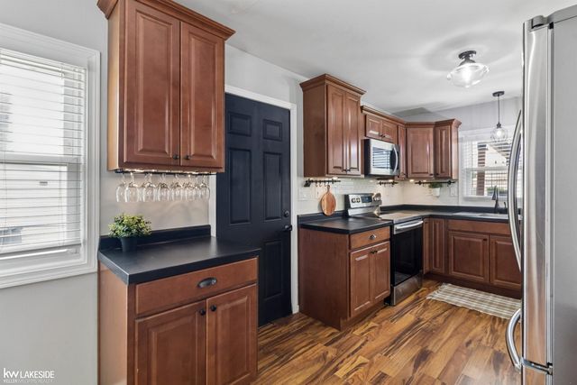 229 N Wilson Boulevard, Mt Clemens, MI 48043