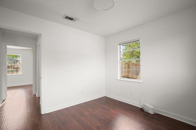 1803 Elmira RD, Austin, TX 78721