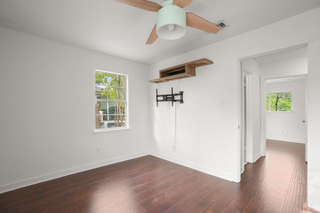 1803 Elmira RD, Austin, TX 78721