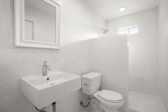 1803 Elmira RD, Austin, TX 78721