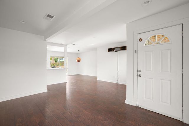 1803 Elmira RD, Austin, TX 78721