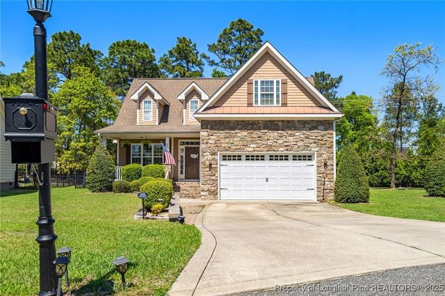43 Skipping Pines Court, Spring Lake, NC 28390