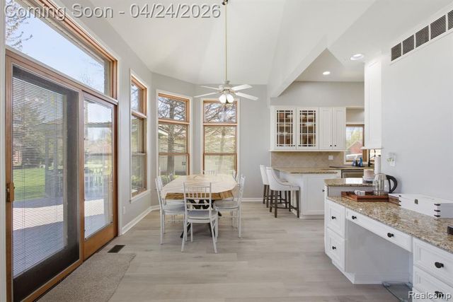 8488 Annette Avenue, Grosse Ile, MI 48138