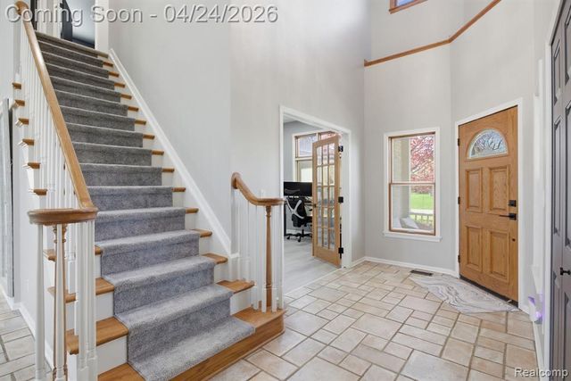 8488 Annette Avenue, Grosse Ile, MI 48138