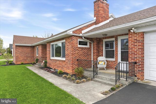 630 CHARLES ST, Shippensburg, PA 17257