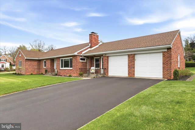 630 CHARLES ST, Shippensburg, PA 17257